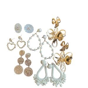 Elegant Gold and Pearl Women Jewelry Set